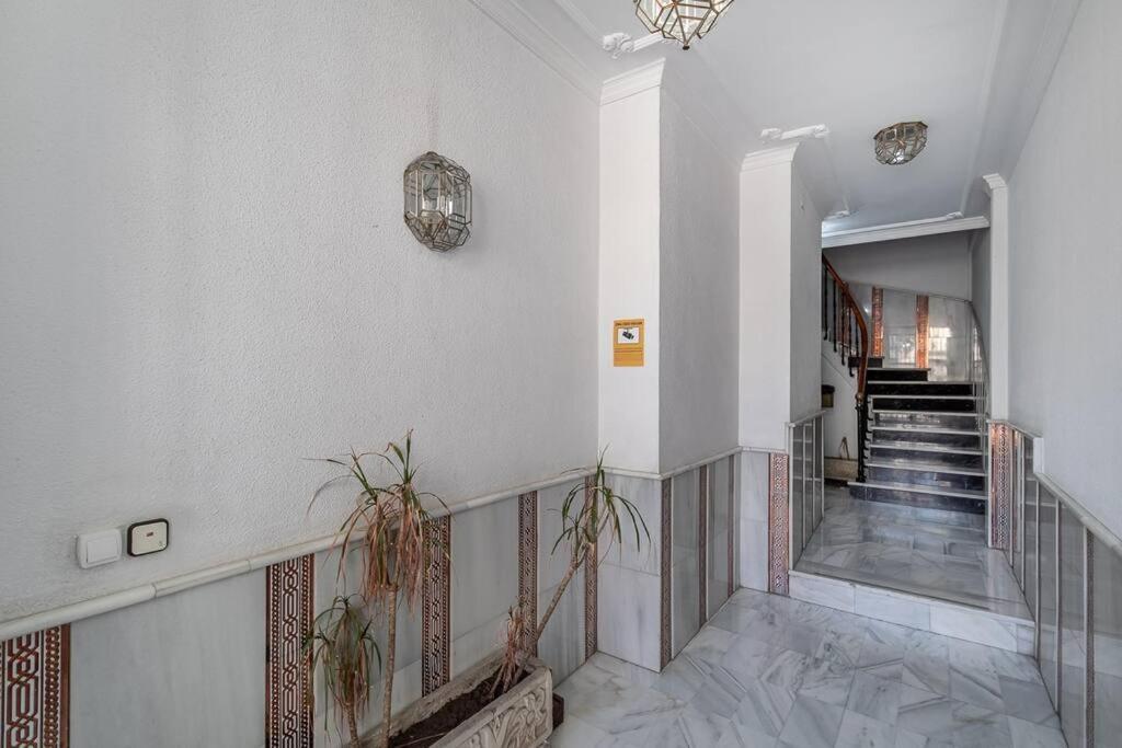 Ch Elvira Luxury Apartment Гранада Экстерьер фото
